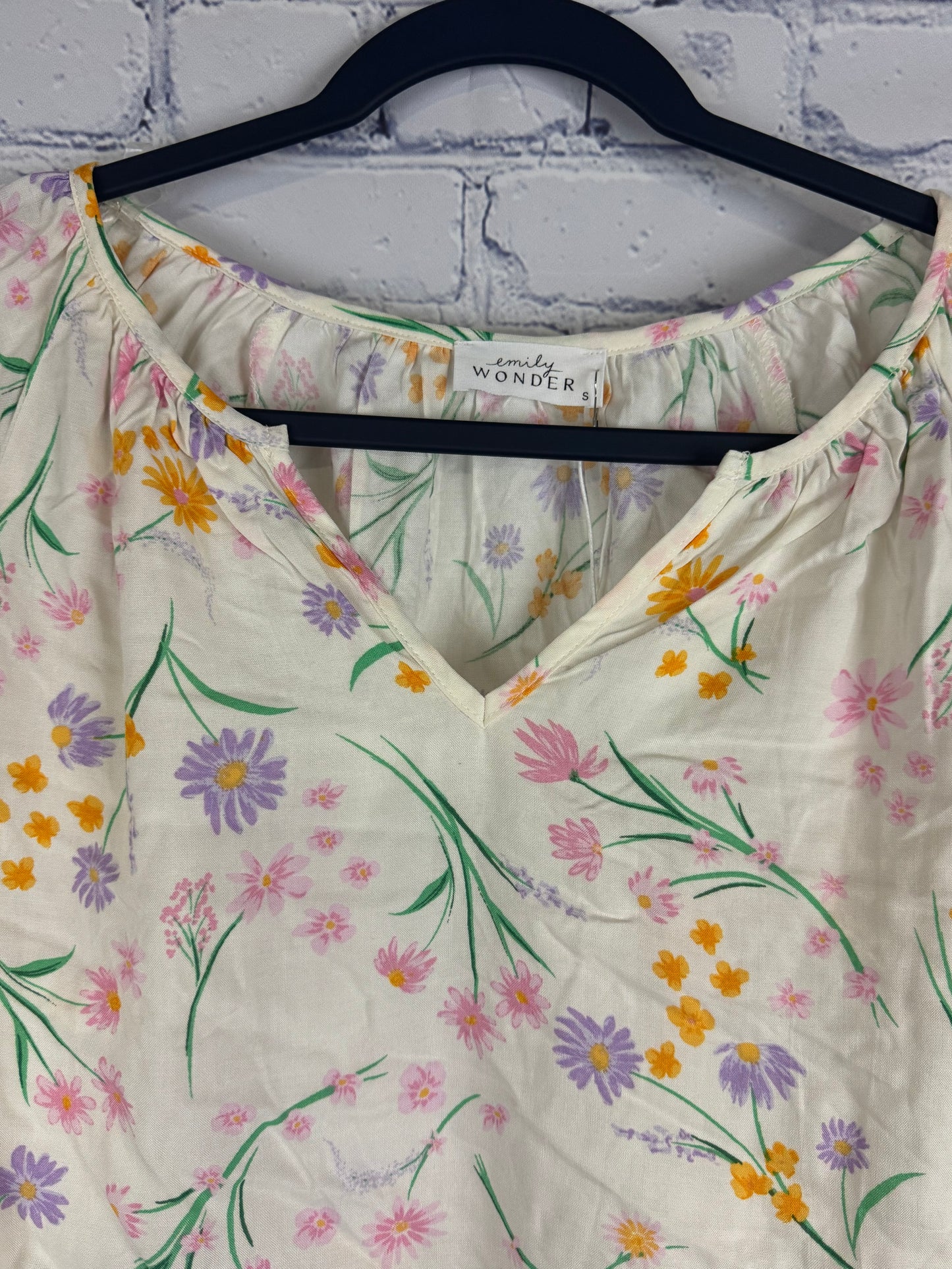 Emily Wonder Cream Floral Shirt (Size S)