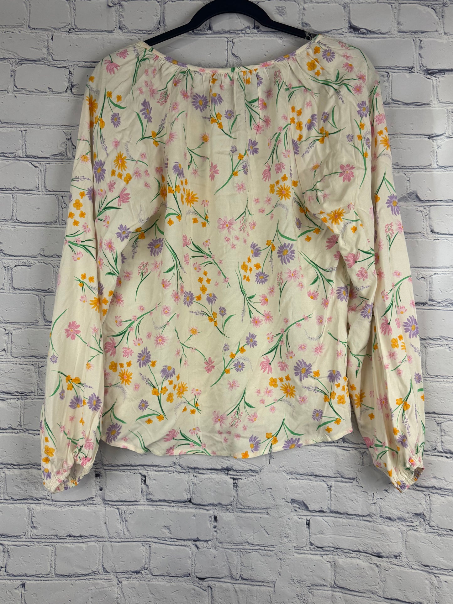 Emily Wonder Cream Floral Shirt (Size S)