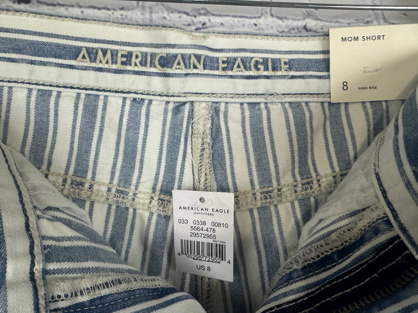 American Eagle Mom Short NWT (Size 8)