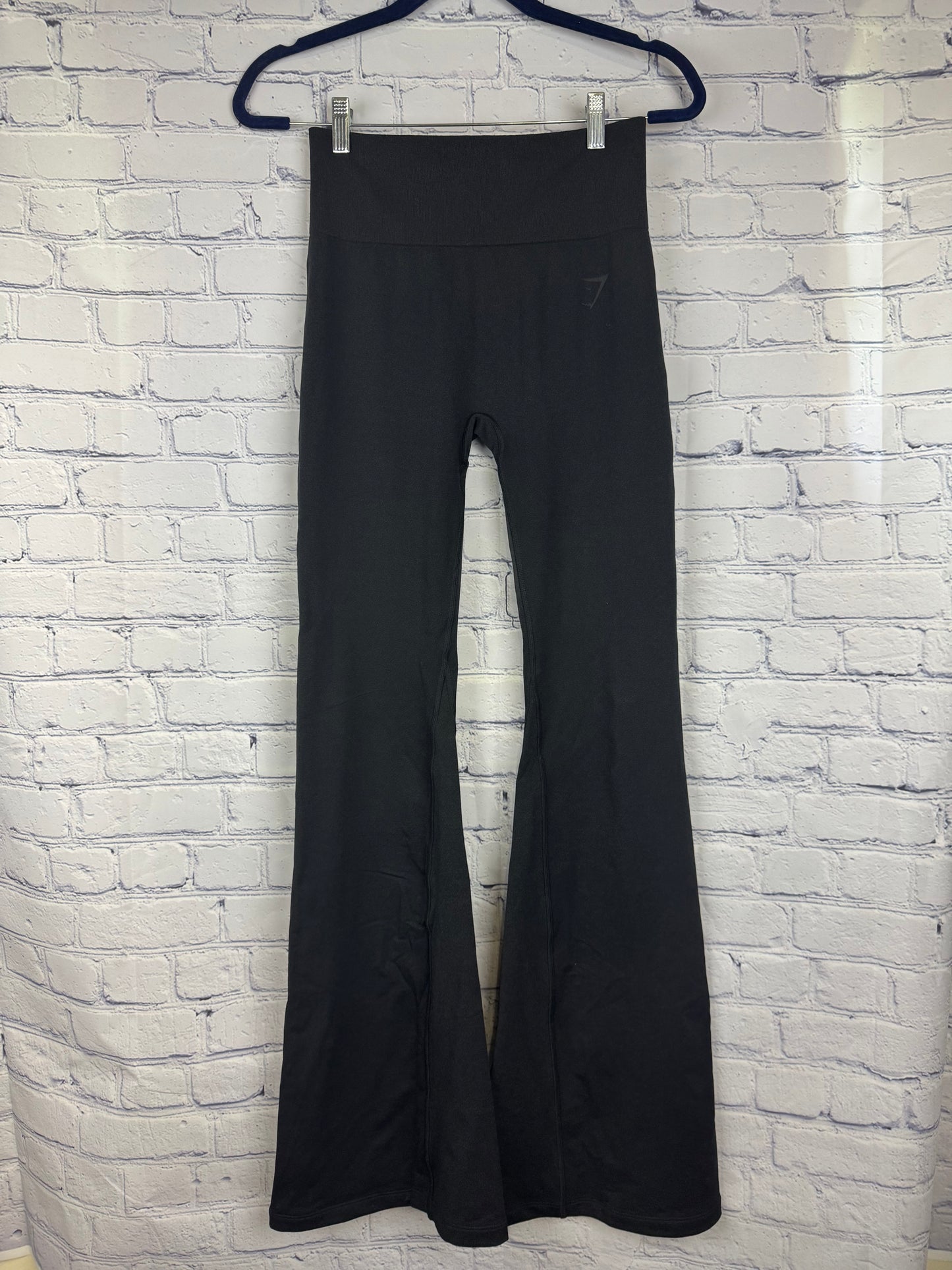 Gymshark Elevate Flared Leggings (Size XS, Some fading noted to back)