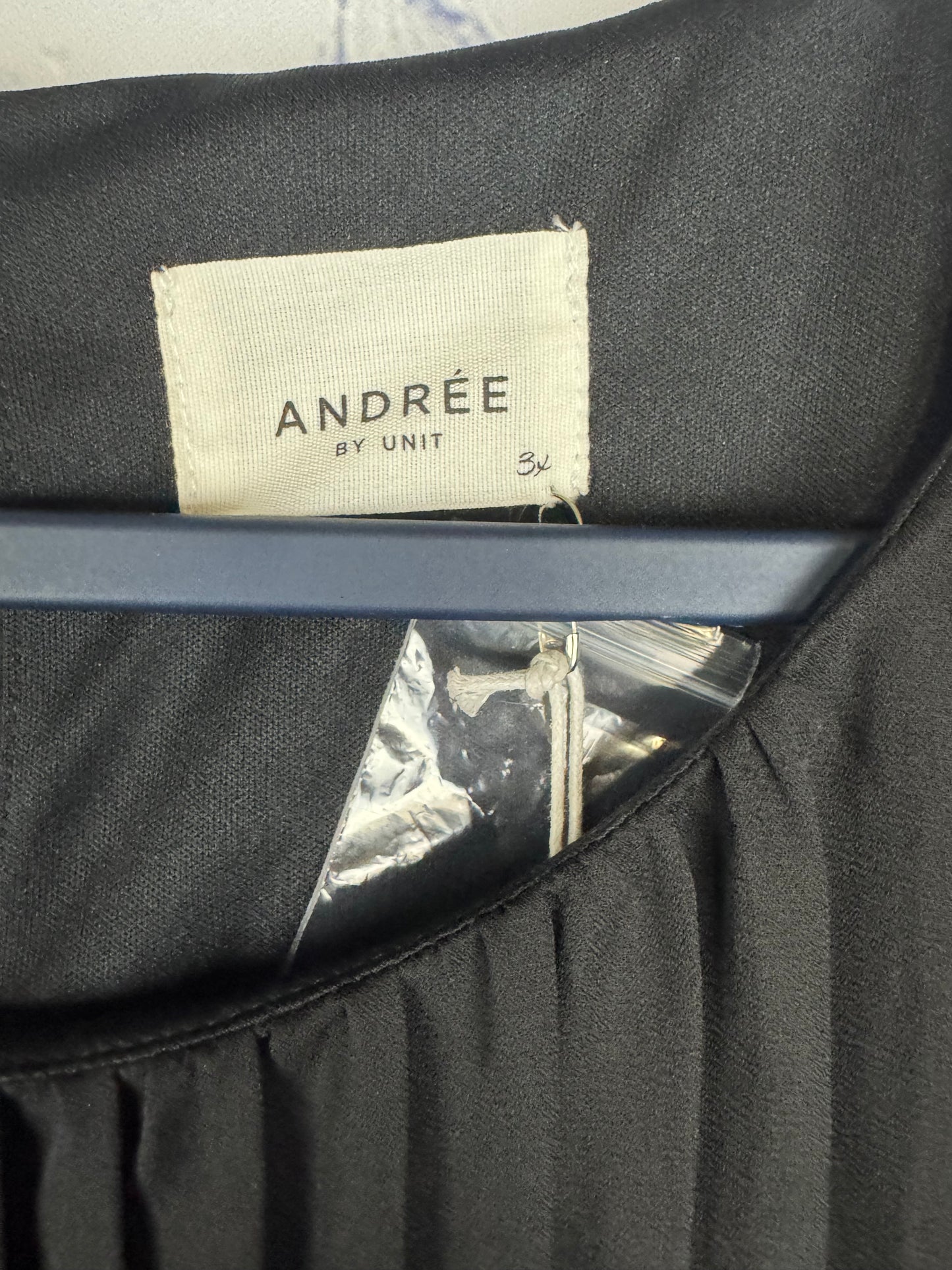 Andreé By Unit Black Pleated Dress NWT (Size 2XL)