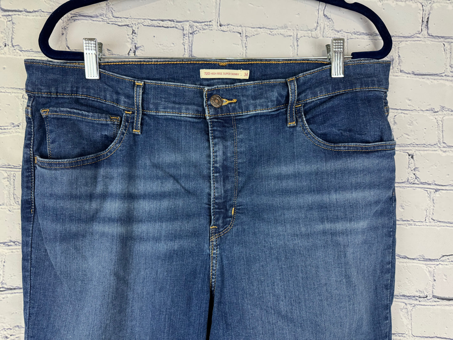 Levi 720 High Rise Super Skinny Stretchy Jeans (Size 34)