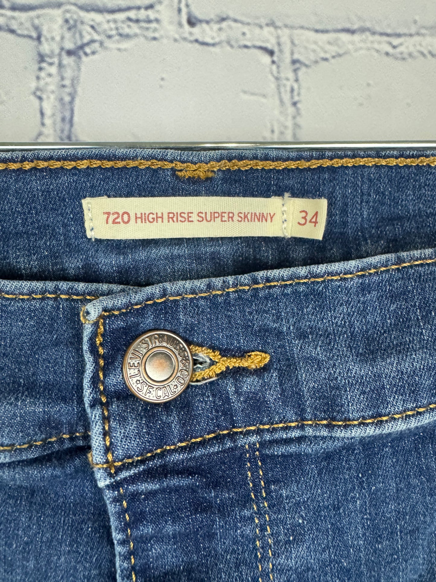 Levi 720 High Rise Super Skinny Stretchy Jeans (Size 34)