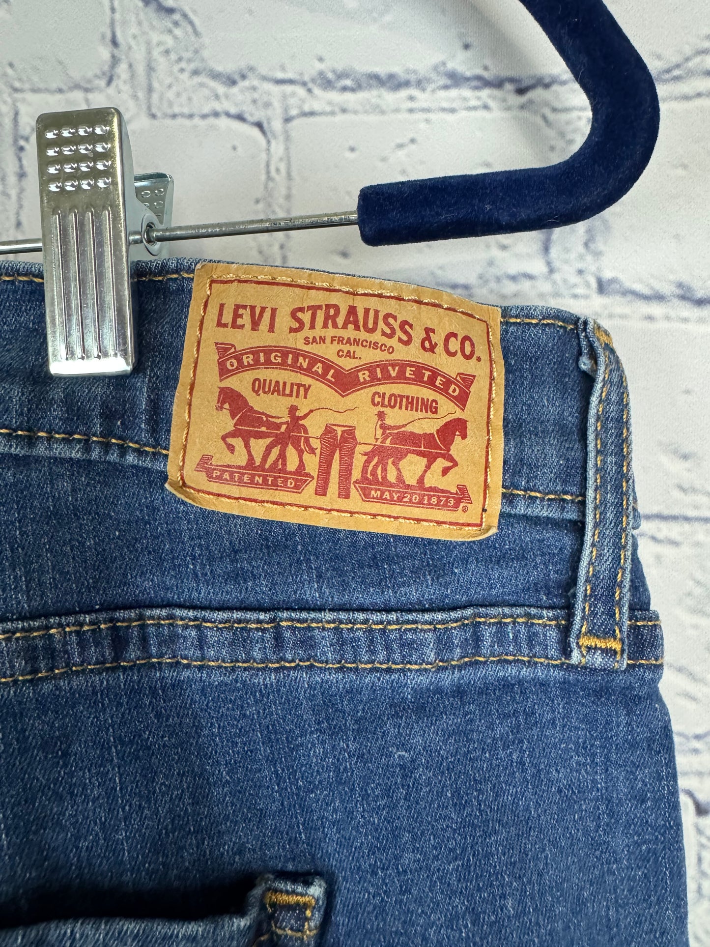 Levi 720 High Rise Super Skinny Stretchy Jeans (Size 34)