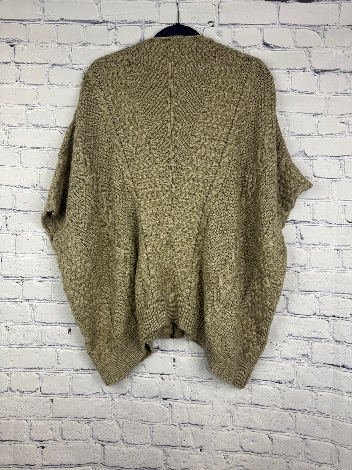 Altar'd State Chunky Knit Zip-Up Cardigan (Size Small)