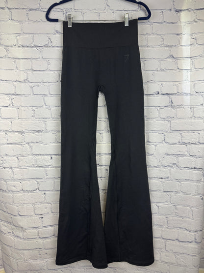 Gymshark Elevate Flared Leggings (Size XS, Some fading noted to back)
